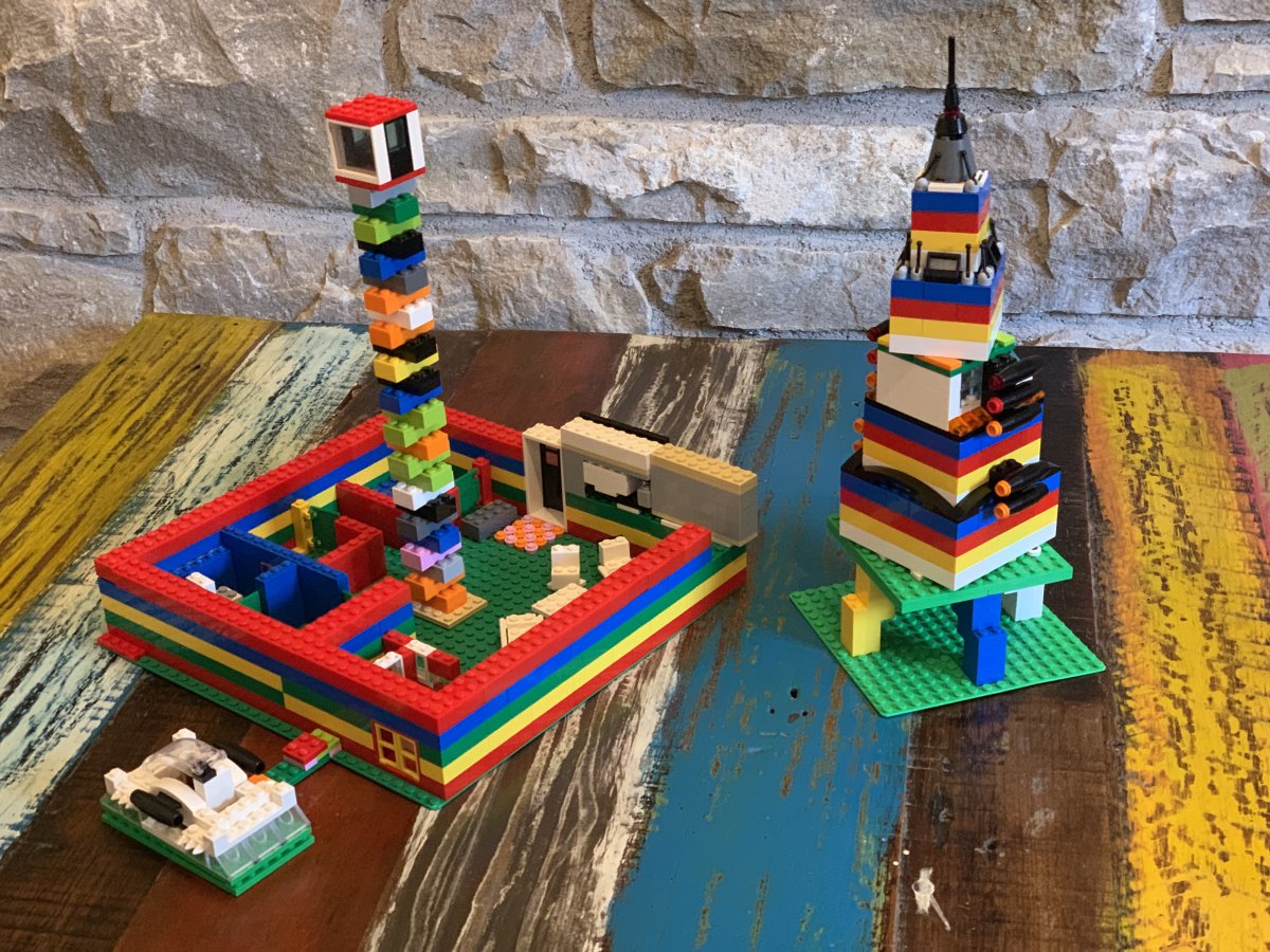 All jets added to lego building must be eco and Kids are encouraged to think Green when building..