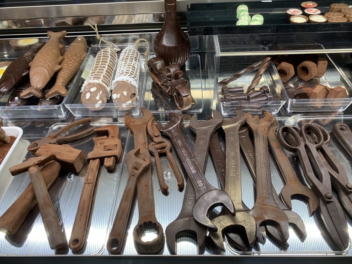 Can you believe ALL these items are made from chocolate in a Vipava Valley cafe.. Can you believe ALL these items are made from chocolate in a Vipava Valley cafe..