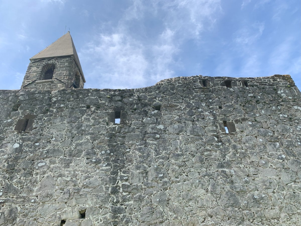 Not sure who designed the wonky windows on this side..