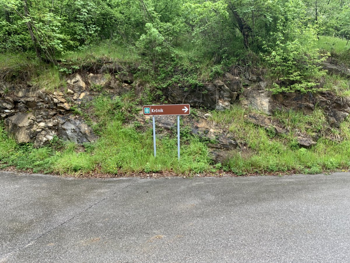 there are now very good signs to get you to the gorge..