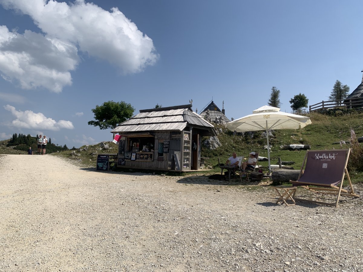 A good selection of hot dogs, cafes and ice cream on top now, but NOT too many..