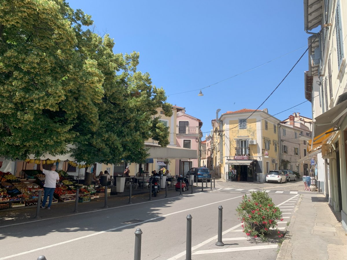 A little street market marks the start of the old town..