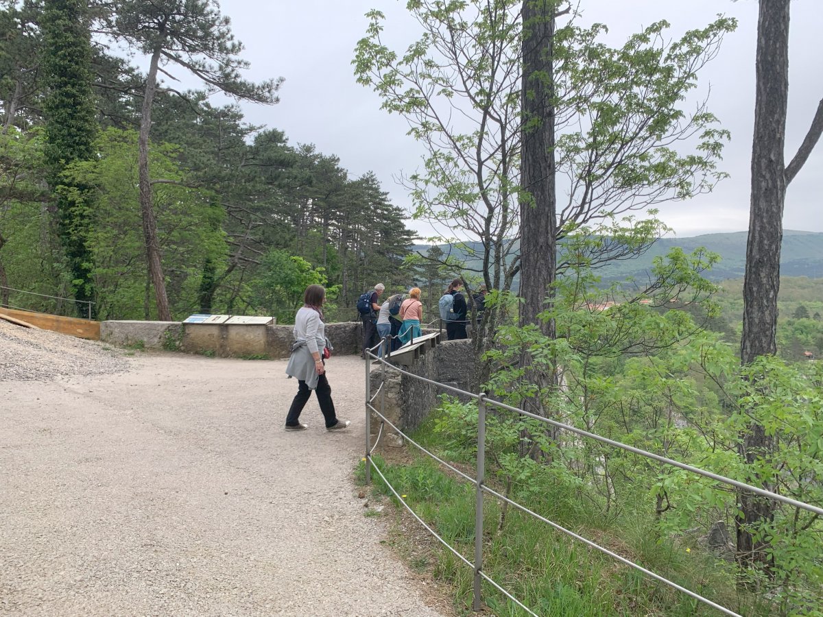 short but steep walk up to the epic viewpoint.. short but steep walk up to the epic viewpoint..