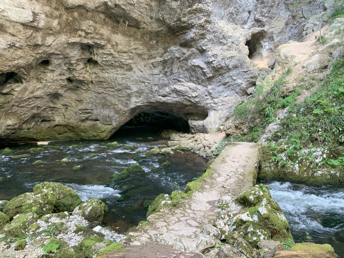 Is there a better entrance.. anywhere.. this is your way into the stone valley..