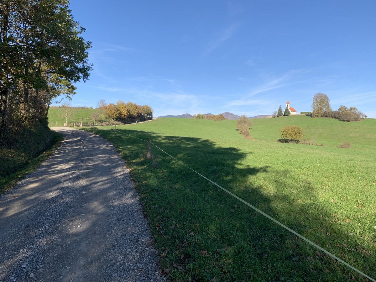 this old Roman road also leads to a Napoleon bridge..