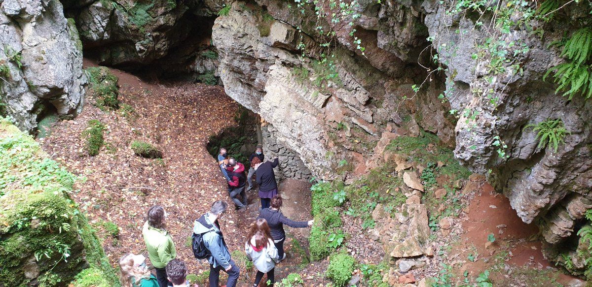 what a way to enter a show cave,, so much better than cramped onto a train with hundreds of other people!