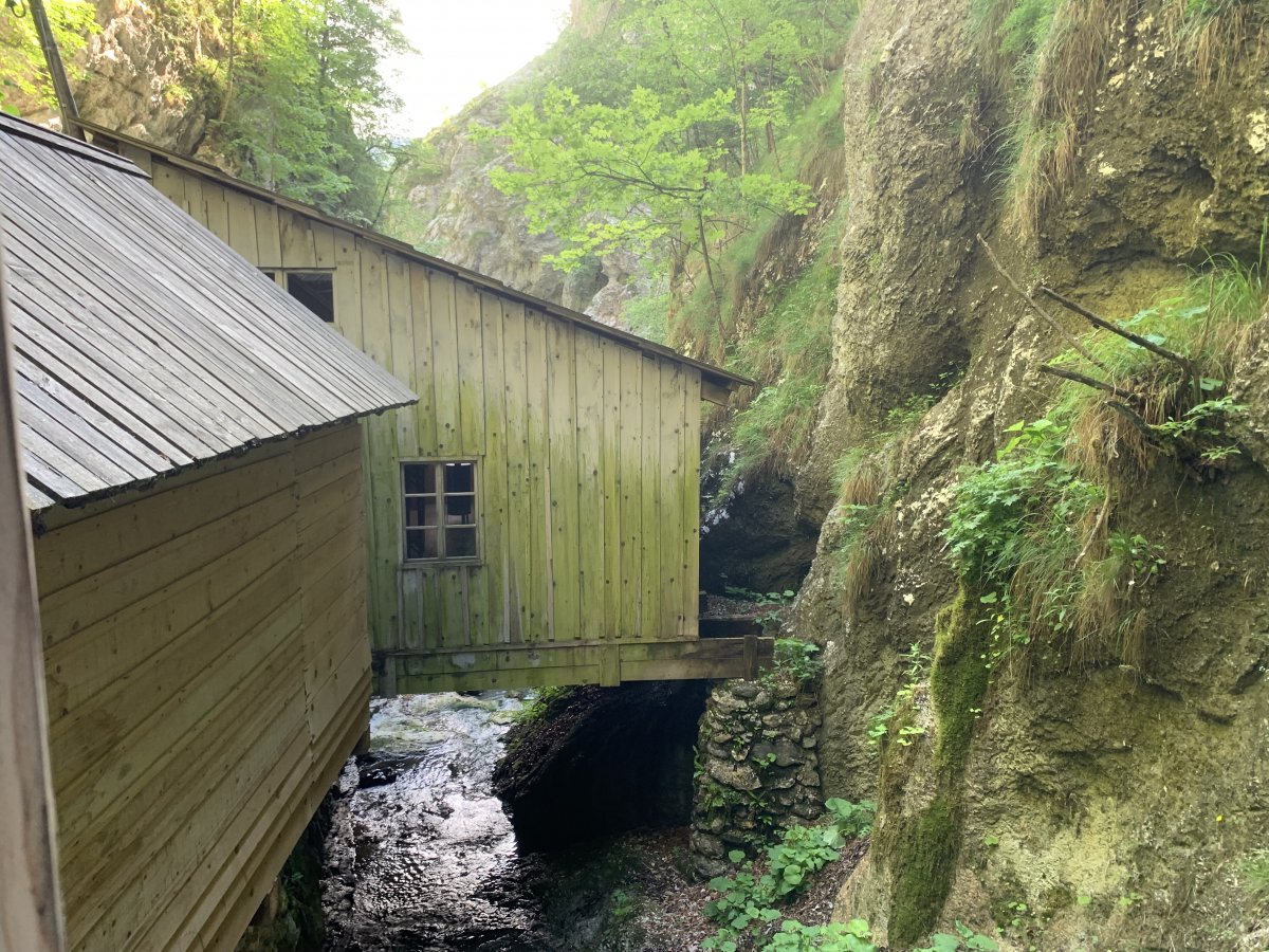 the hospital is very exposed to the river..