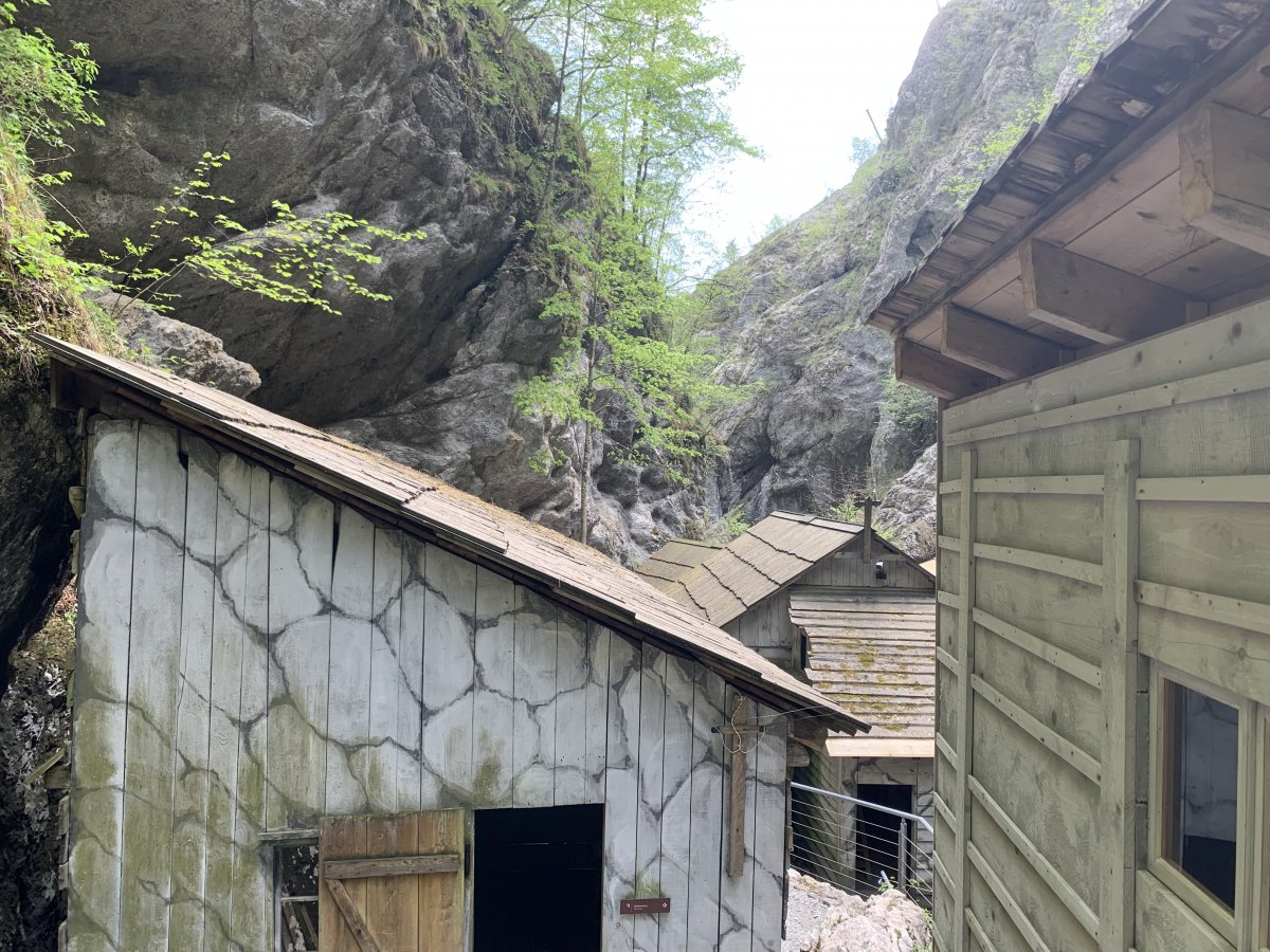 Change of Plan for the Secret WW2 Hospital..