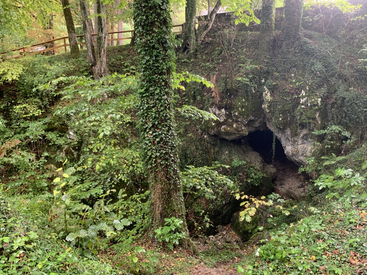 another tap for the lake, here the Skratovka cave is dry in the summer..