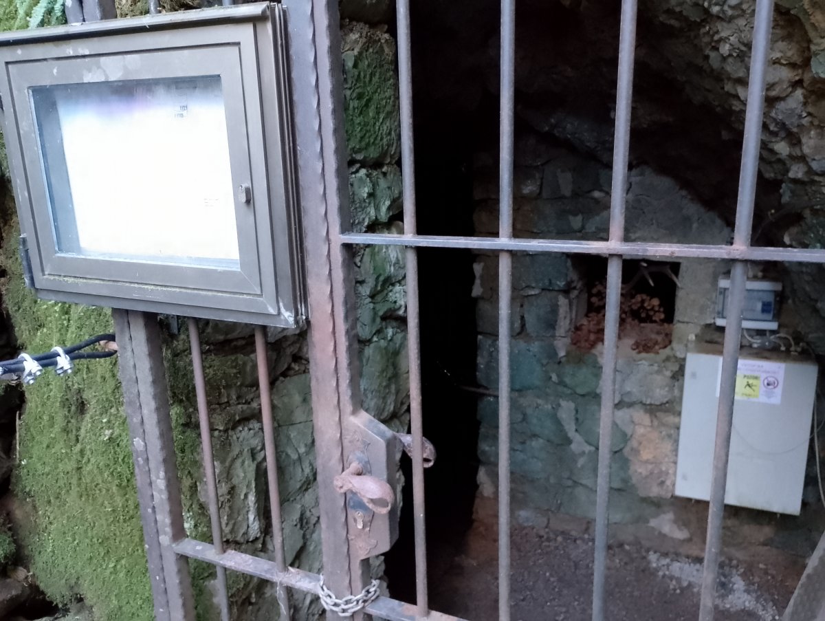 Cannot wait to book a tour and see inside Potato Cave..