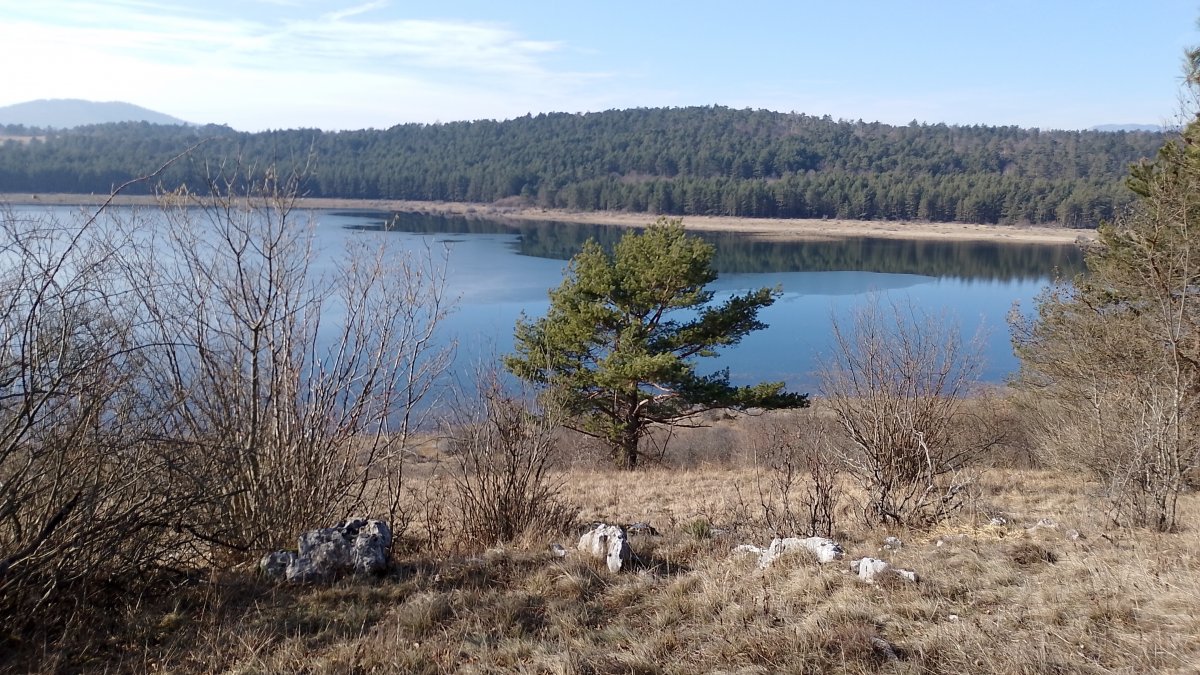 Stunning early Feb view of the Petelinje Disappearing Lake..