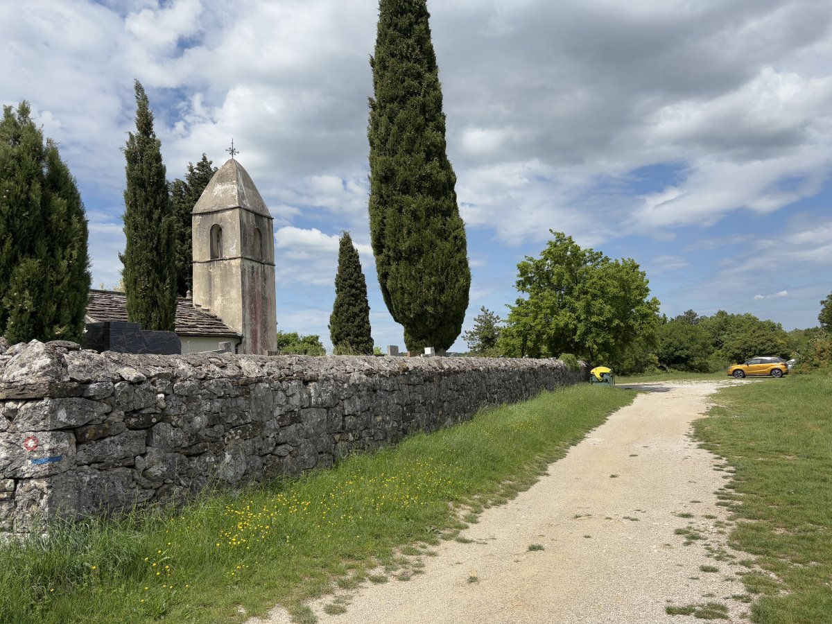 This has got to be one of the most beautiful little churchyards in the whole of Green Slovenia and that is saying something..