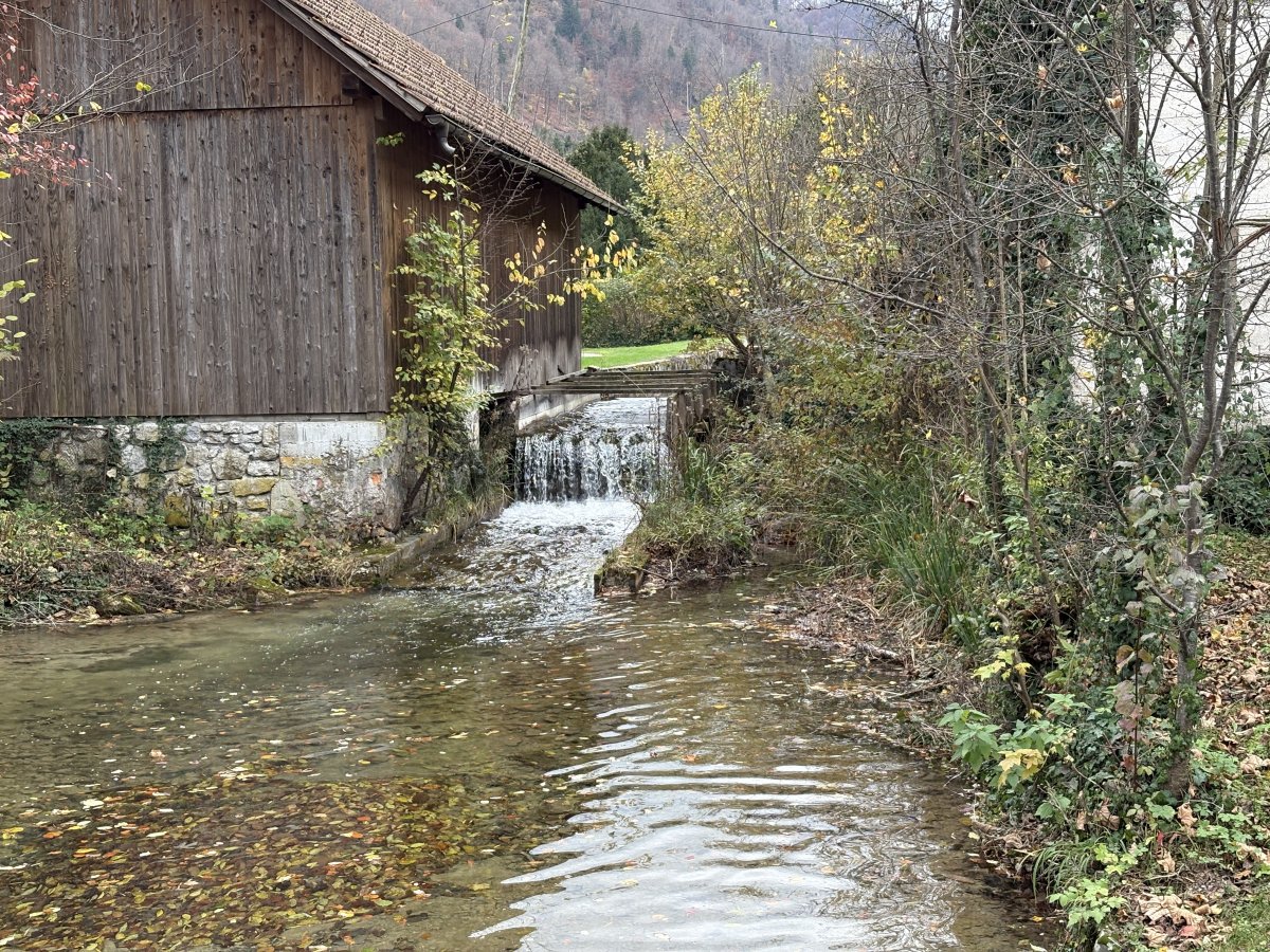 An old mill on the way from Ig to Iska Vas and Iski Gorge.. An old mill on the way from Ig to Iska Vas and Iski Gorge..