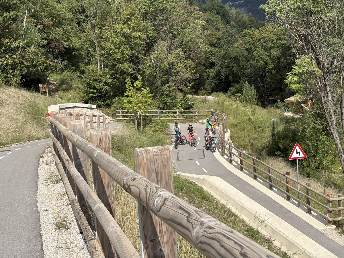 Almost back in Goriza at the new Bike Bridge.. Almost back in Goriza at the new Bike Bridge..