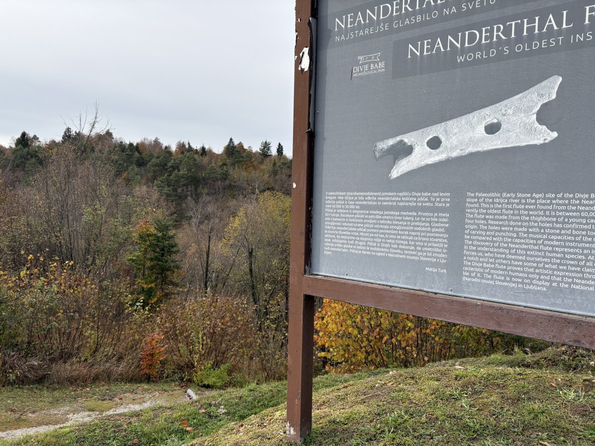 This way to the Neanderthal Flute cave.. This way to the Neanderthal Flute cave..