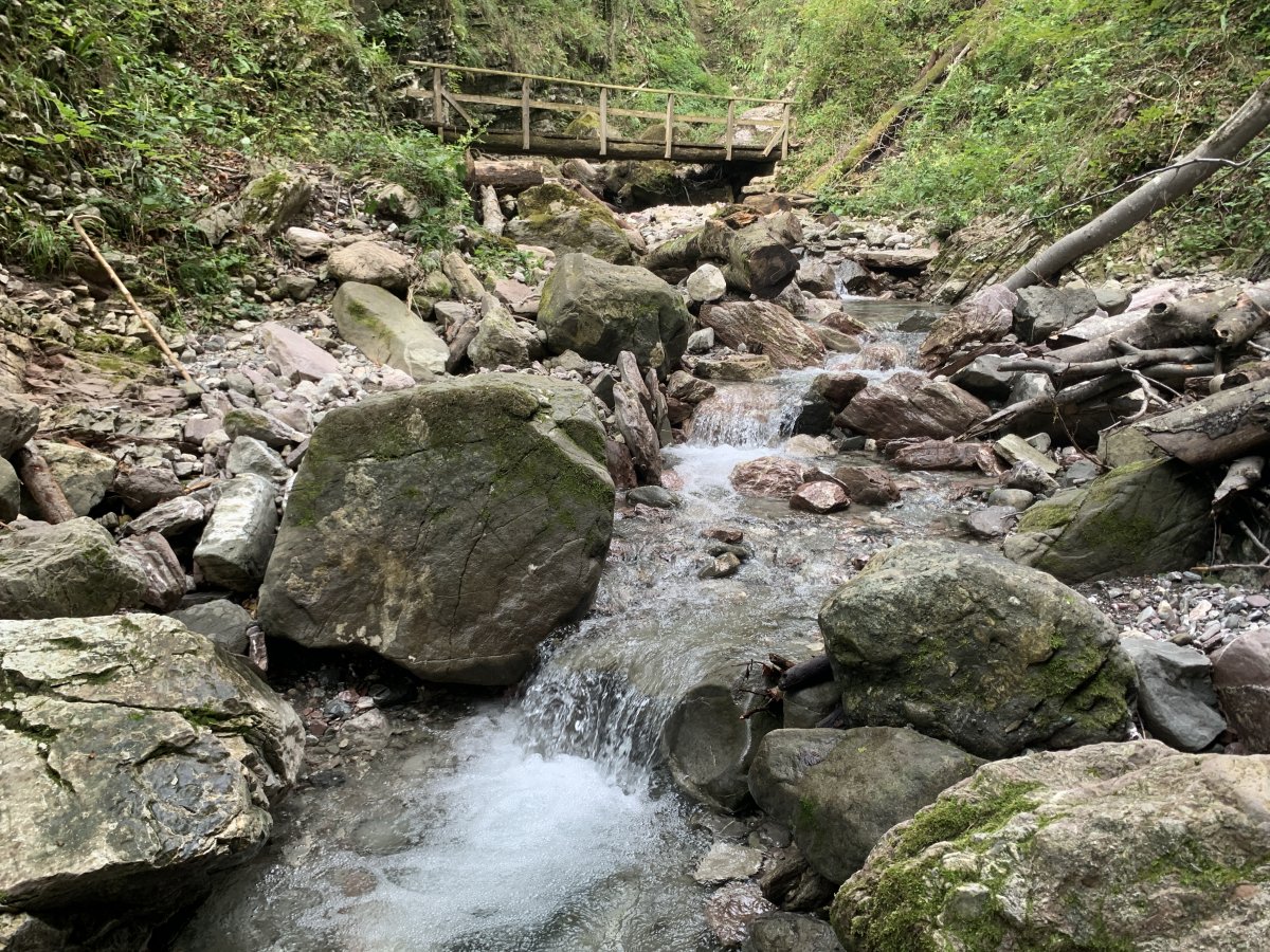 Down at the base of the Kosec Gorge..