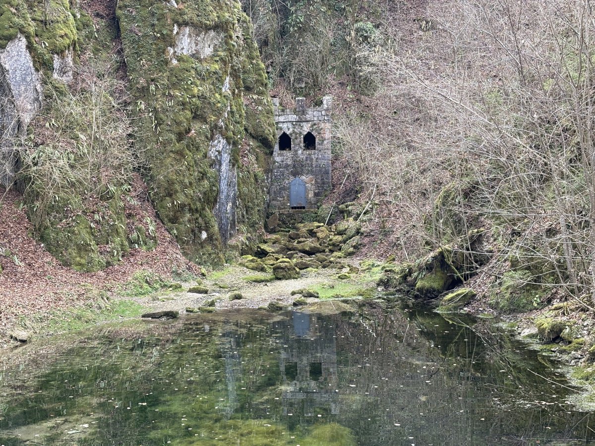 This mini castle gate was built to help regulate water flow to and past the castle..