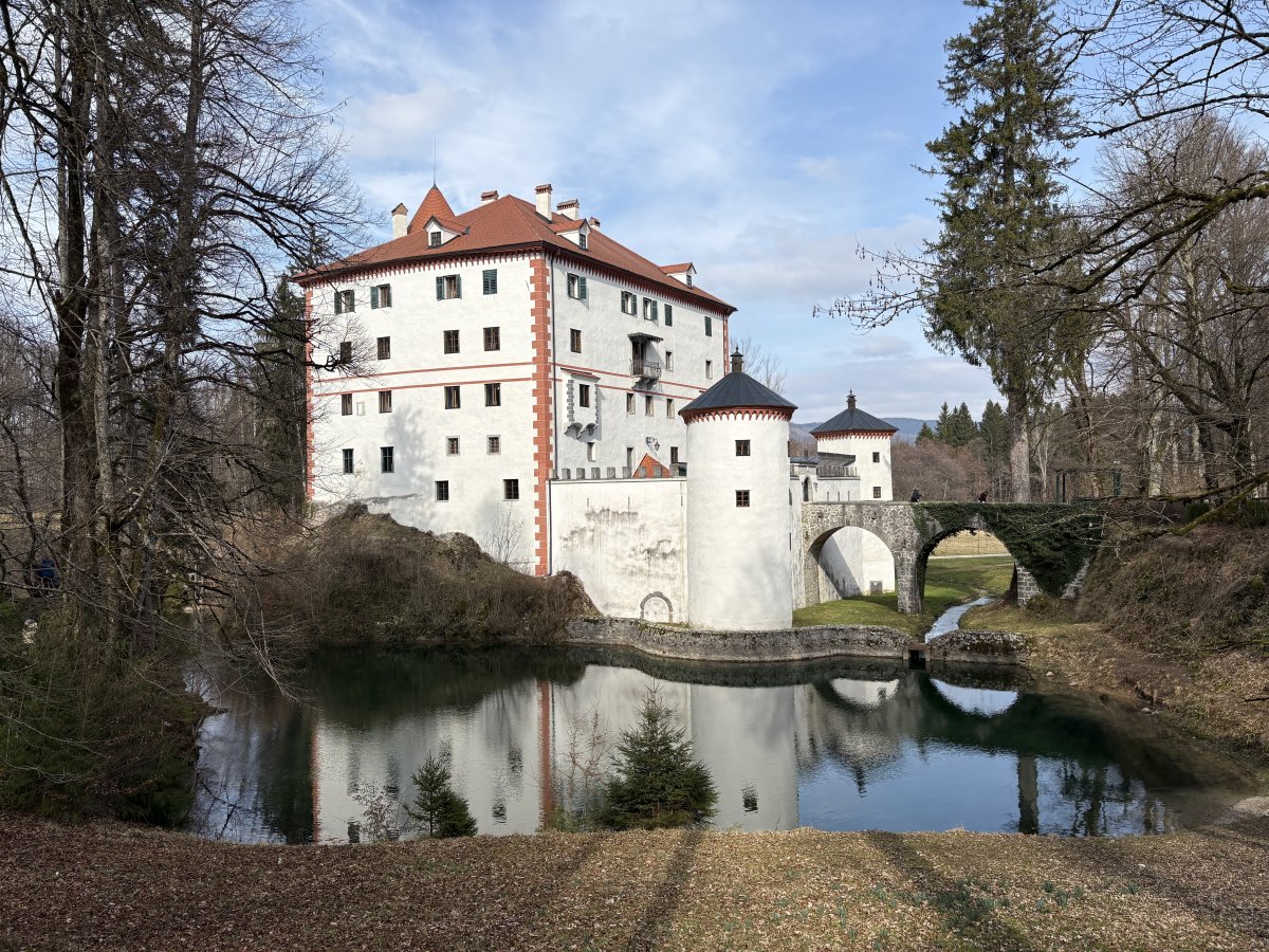 There is no other castle like this one in Green Slovenia, so make sure you get a chance to take this photo too..