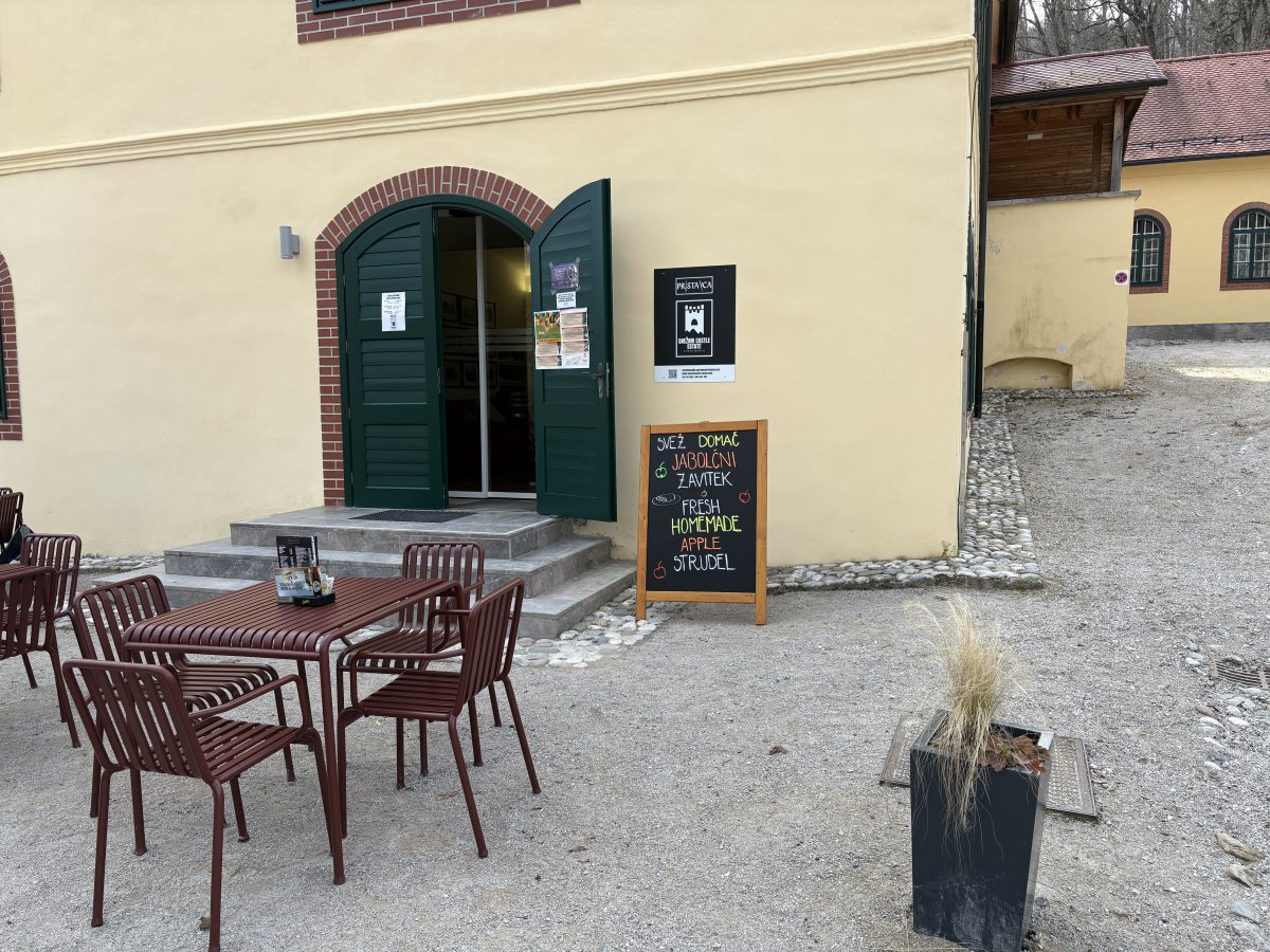At last, a cafe at Seznik castle..